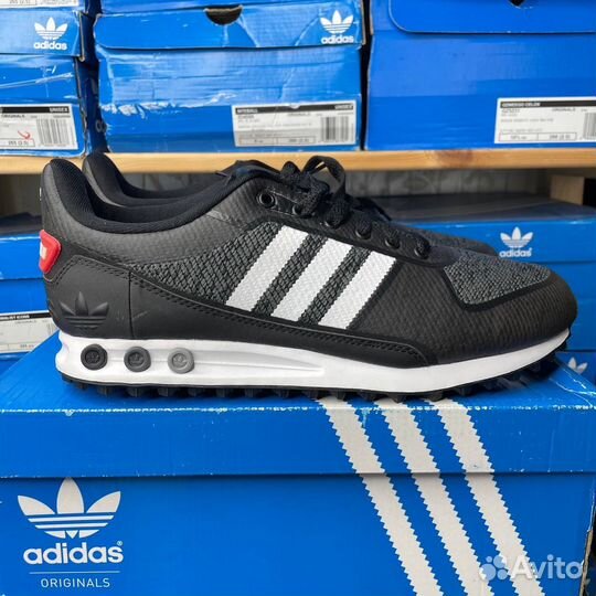 Оригинал 10,5 US Adidas La Trainer Ii Black White