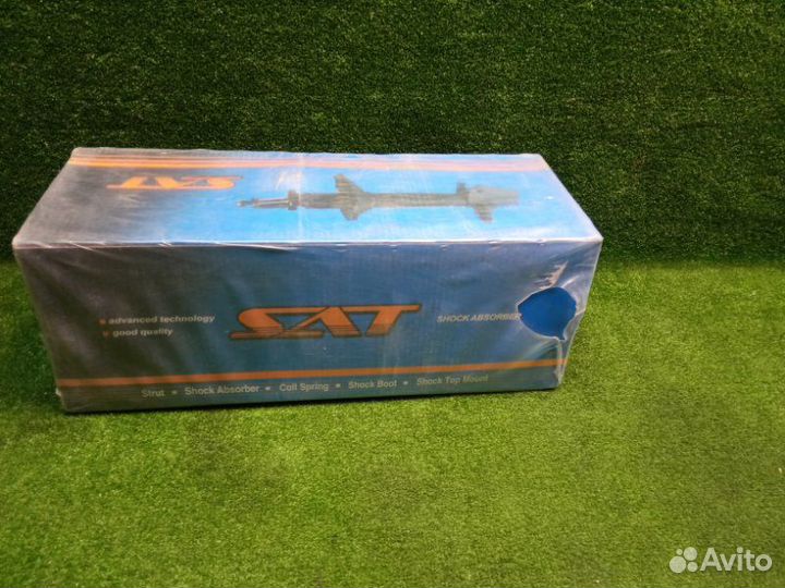 Амортизатор передний правый Toyota Corolla