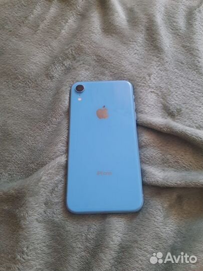 iPhone Xr, 64 ГБ