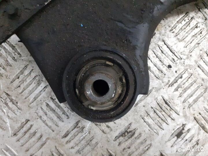 Рычаг передний правый Volvo Xc70 хс70 3.2