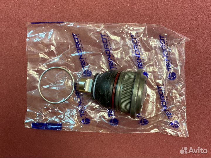 Шаровая опора Ларгус Логан с боковой проточкой