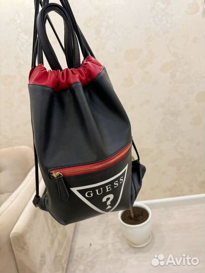 Рюкзак guess