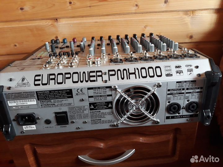 Активный микшерный пульт behringer europower PMH10