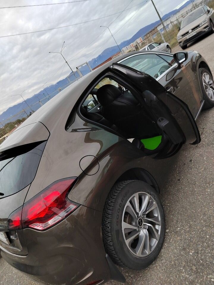 Citroen DS 4: фото владельца