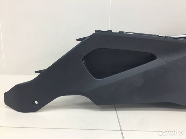 Б/У Консоль центральная 8011B695XA, 8011B704XA