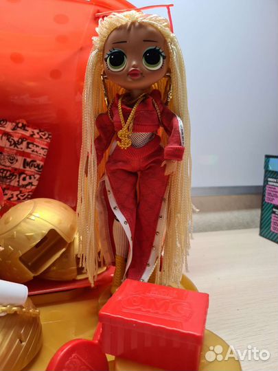 L.O.L. Swag Family + Busy B.B