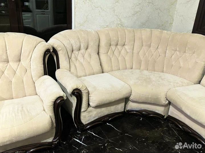 Угловой диван