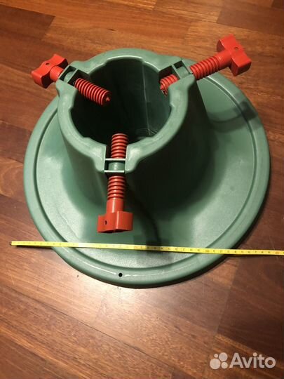 Подставка под елку