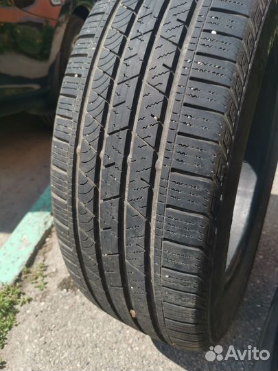 Continental ContiCrossContact LX 235/55 R19