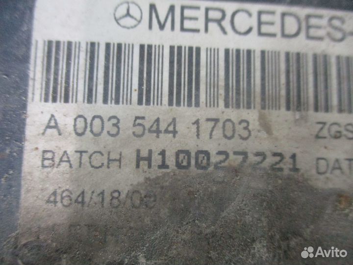 Фонарь задний левый Mercedes-Benz A0035441703