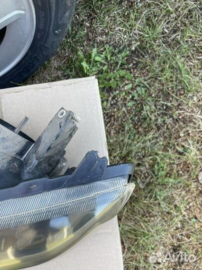 Фары с черными масками лада гранта