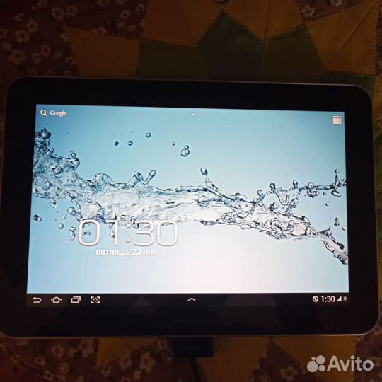 Рабочий планшет Samsung GT - P7300