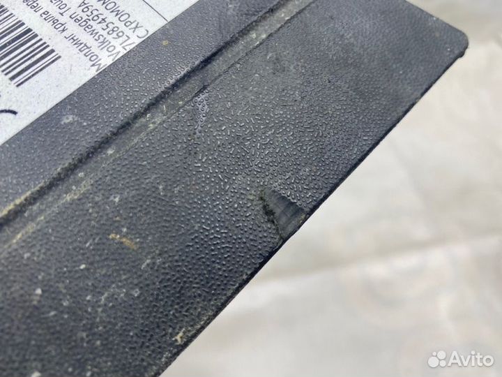 Молдинг крыла передний левый Volkswagen Touareg 1