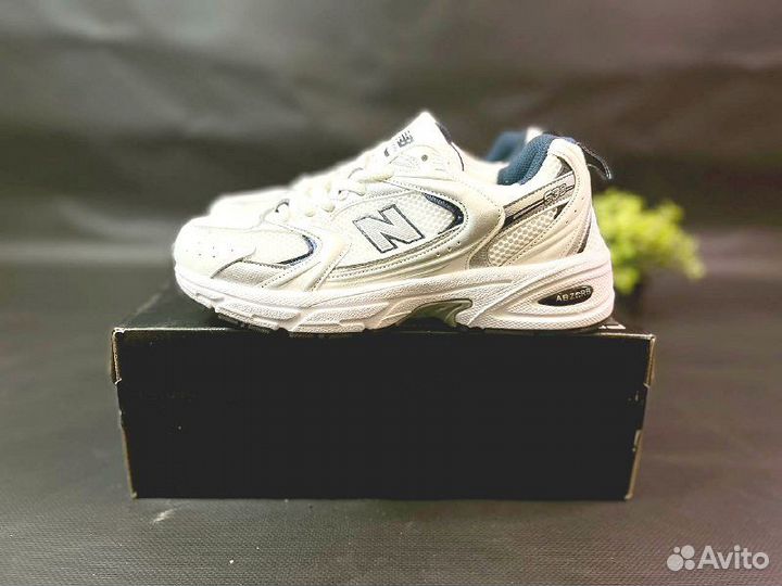 Кроссовки New Balance 530 осень