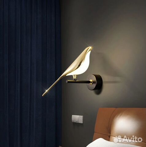 Настенный светильник / бра птичка