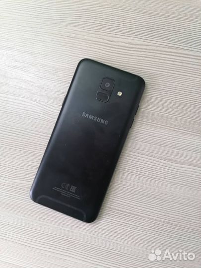Samsung Galaxy A6, 3/32 ГБ