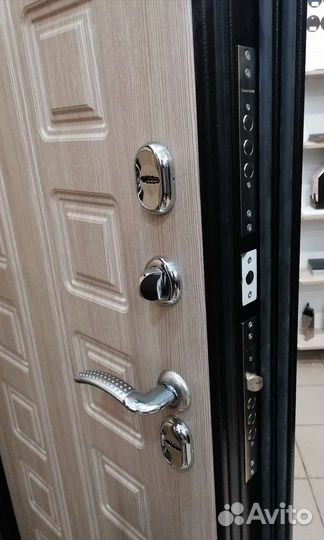 Дверь с терморазрывом в наличии