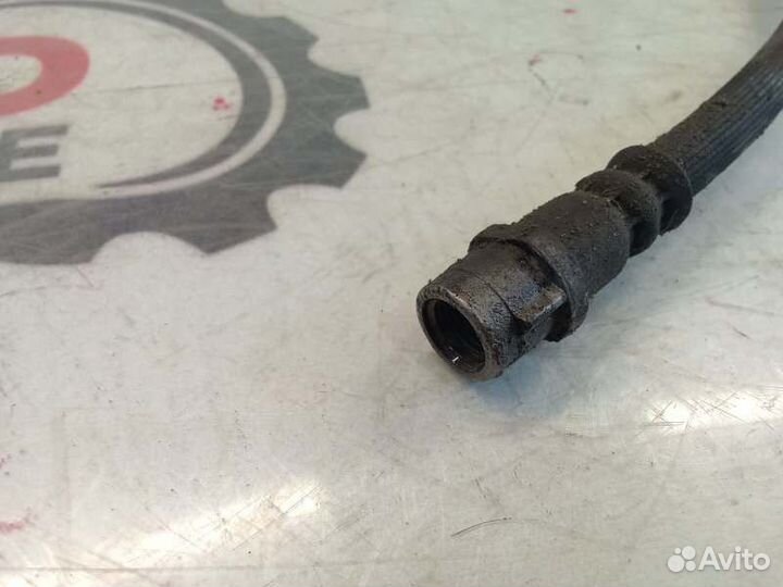 Шланг тормозной задний правый Mercedes-Benz