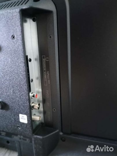 Телевизор smart TV 32дюйма