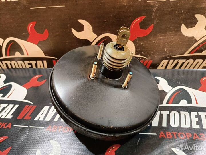 Вакуумный усилитель тормозов Ford Focus 1 седан