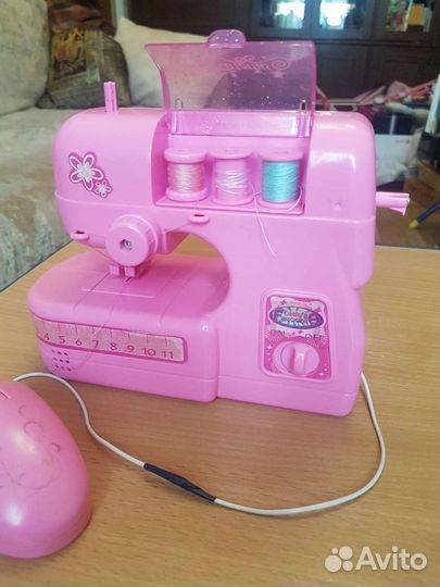 Детская швейная машинка
