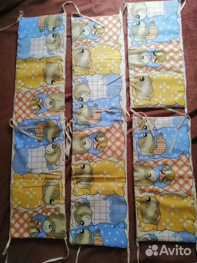 Бортики в кроватку