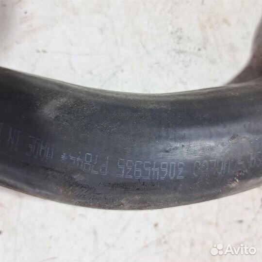 Патрубок интеркулера Volvo XC90 2002