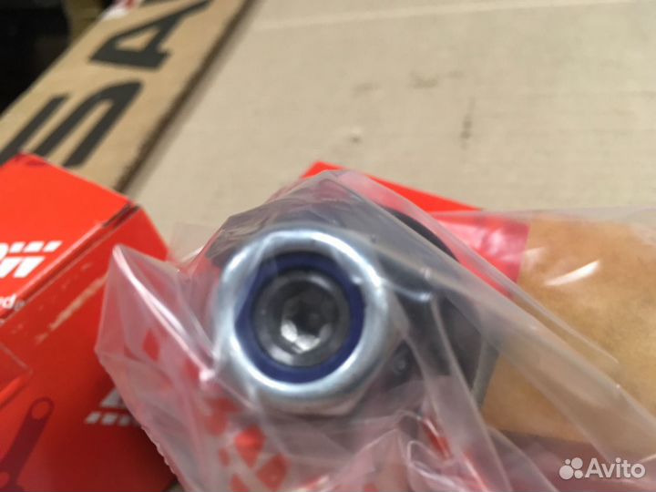 TRW Рулевой наконечник Polo sedan