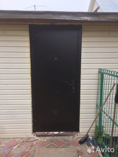 Двери входные металлические 