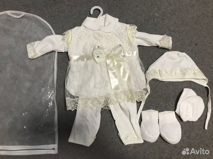 Комплект на выписку для девочки