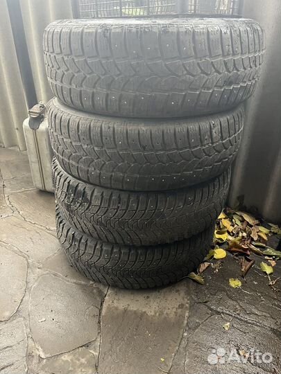 Tigar Sigura Stud 205/65 R15 99T