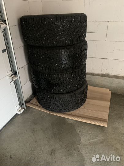 Continental IceContact 2 SUV 275/45 R20 110T