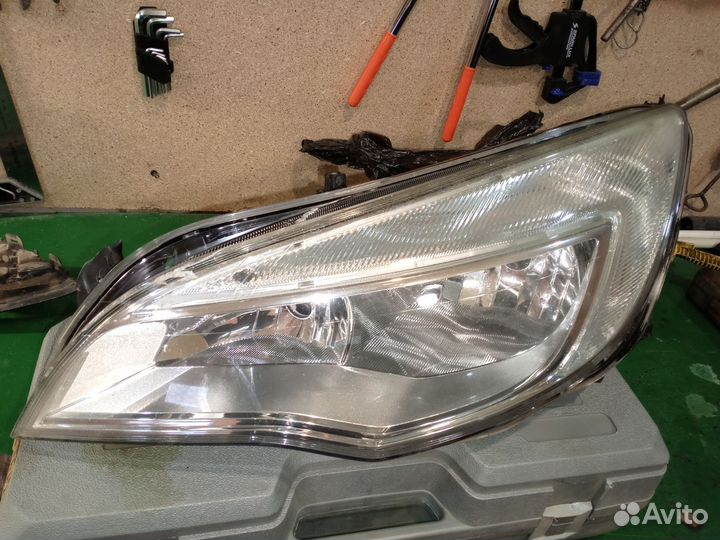 Фара передняя левая opel astra j