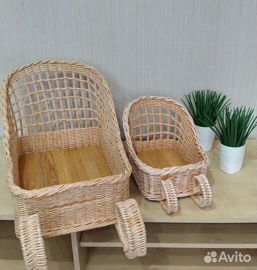 Санки рождественские новогодние плетеные