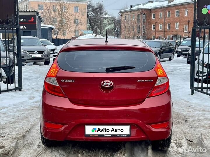 Hyundai Solaris 1.4 AT, 2014, 141 800 км