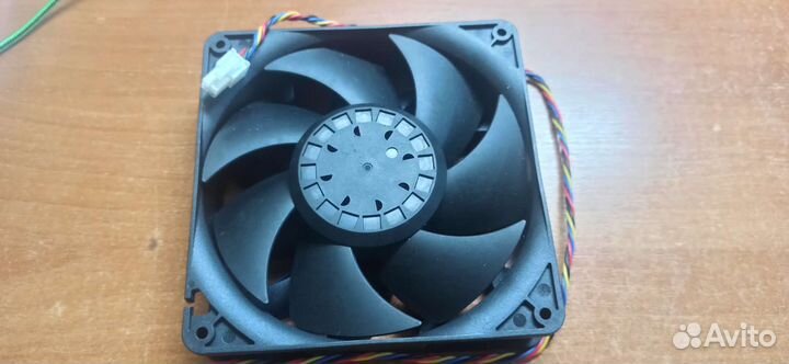 Вентилятор на asic 4pin