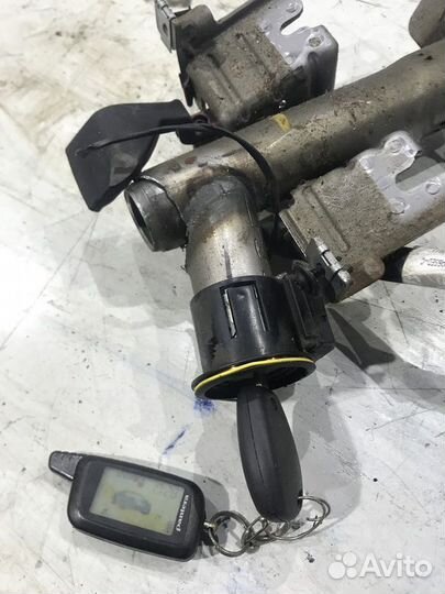 Замок зажигания Renault Sandero