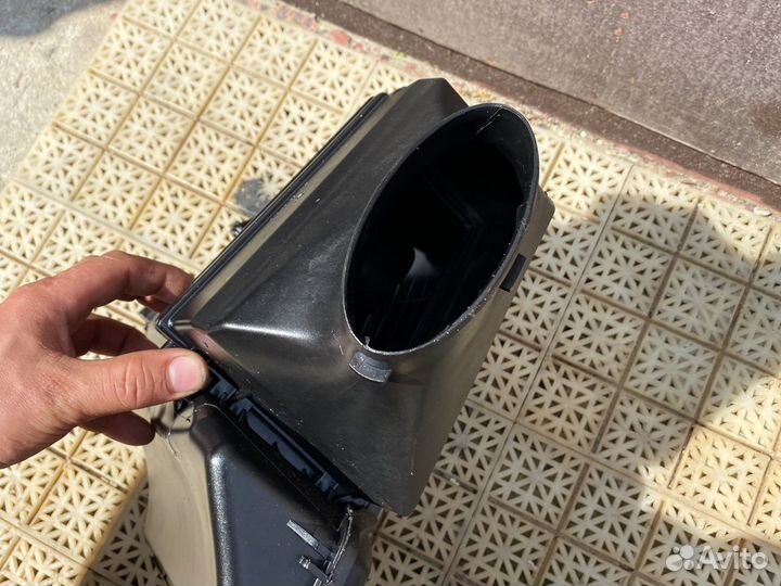 Корпус воздушного фильтра renault
