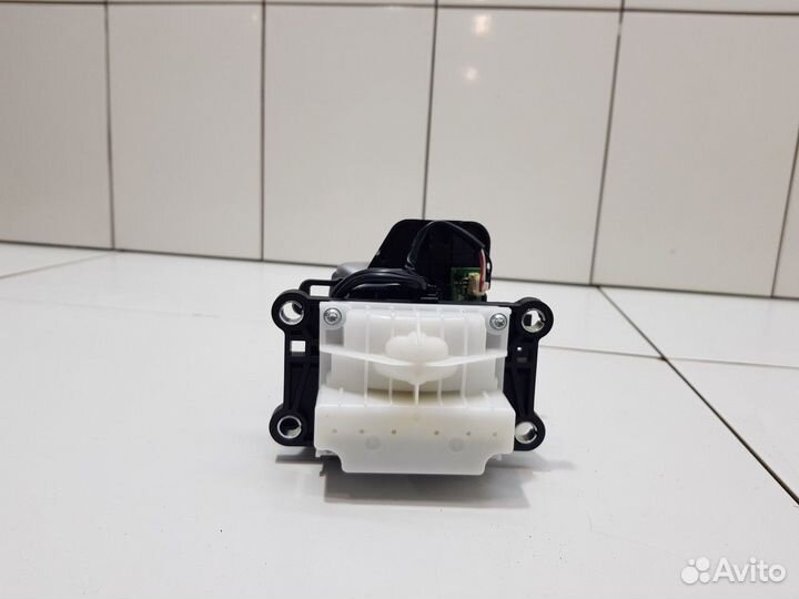 Кулиса кпп (Geely Coolray)