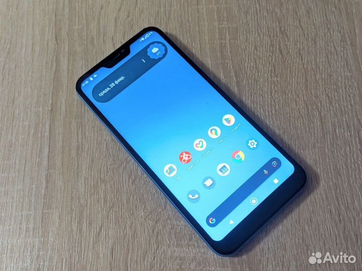 Xiaomi Mi A2 Lite Android One, 3/32 ГБ