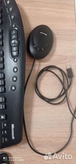 Беспроводная клавиатура и мышь Microsoft
