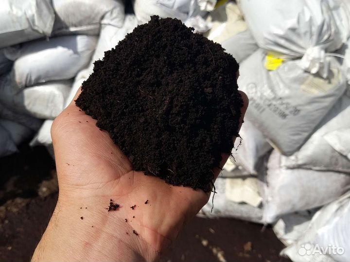 Земля садовая в мешках