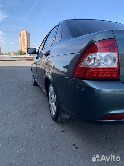 LADA Priora 1.6 МТ, 2011, 200 000 км