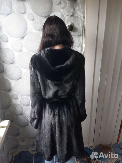 Шуба норковая с капюшоном 44 46