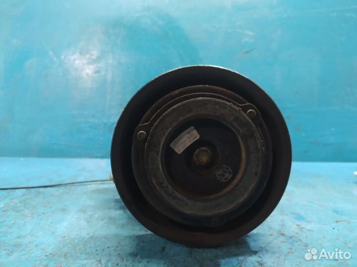 Компрессор кондиционера Mazda Mpv GY 1999-2006