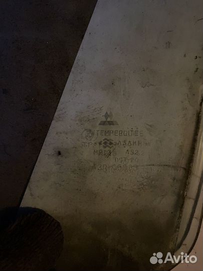 Стекло переднее правое Mitsubishi Lancer 6