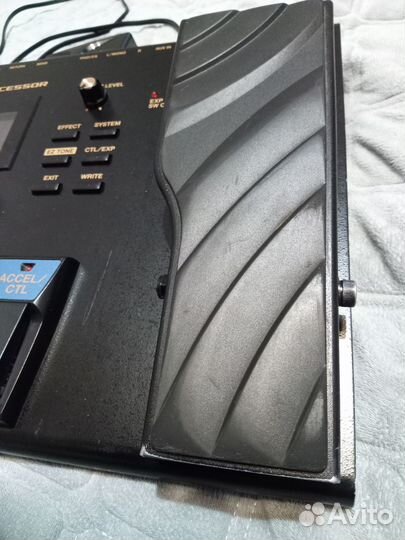 Гитарный процессор boss GT 100