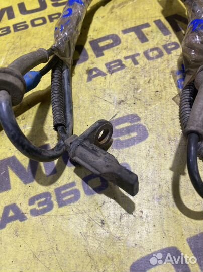 Датчик абс передний Peugeot 207