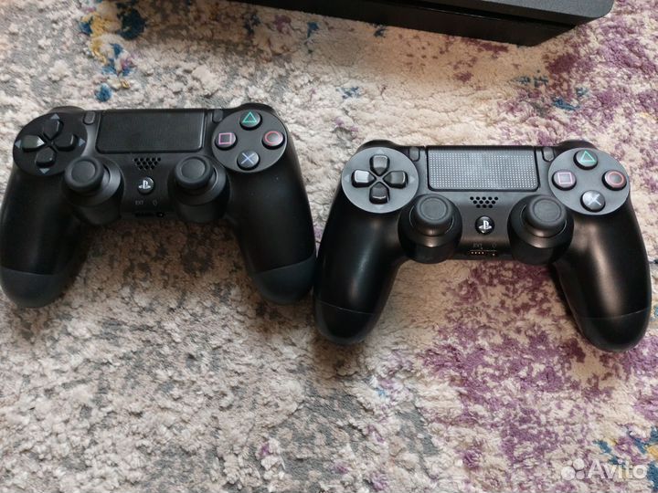 Sony playstation 4 2 джостика. Хорошее состояние