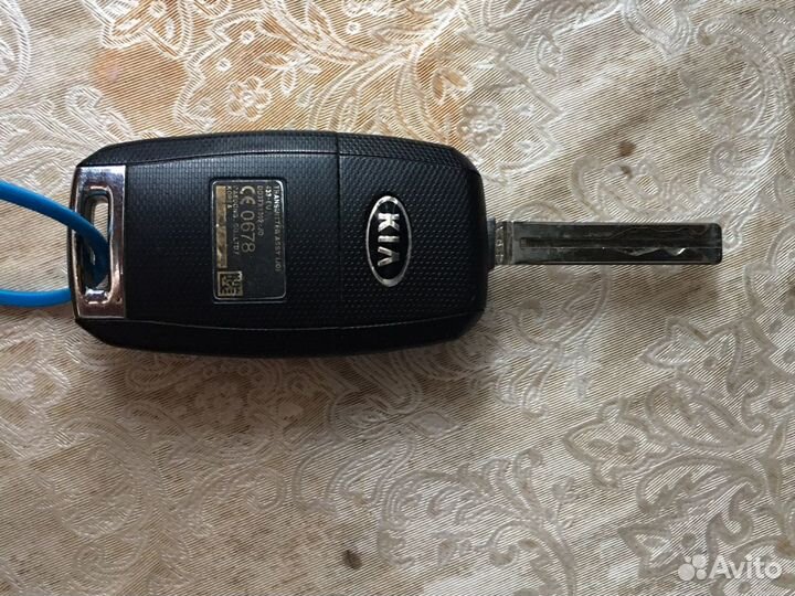 Оригинальный ключ киа сид